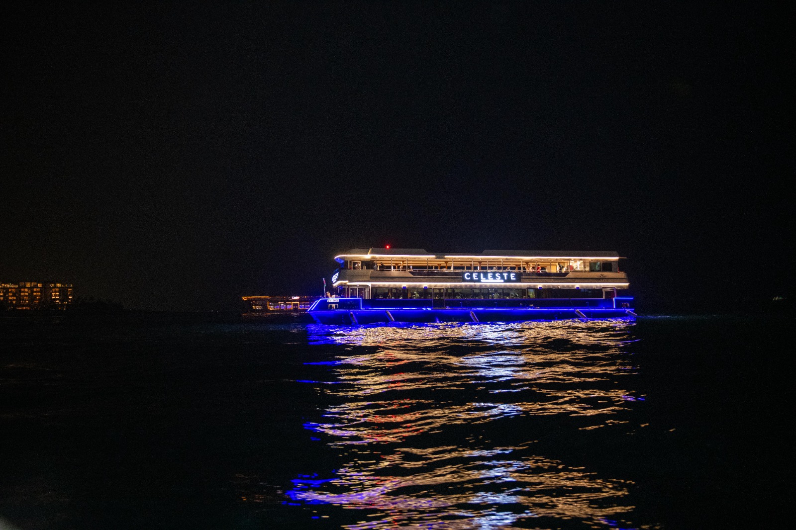 Catamaran Dinner Cruise Dubai