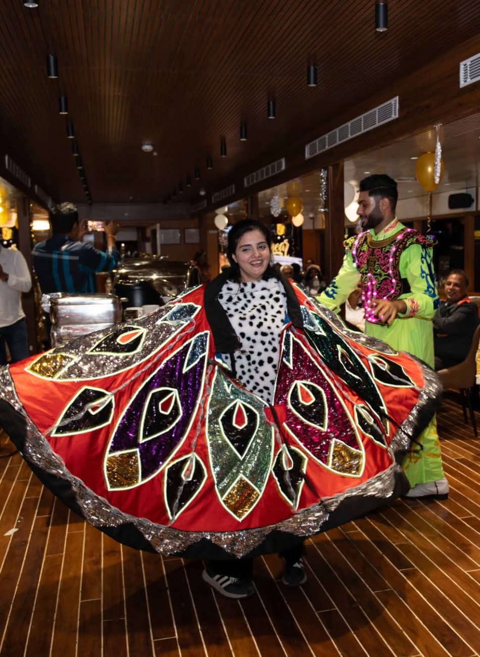 dinner cruise dubai marina live events